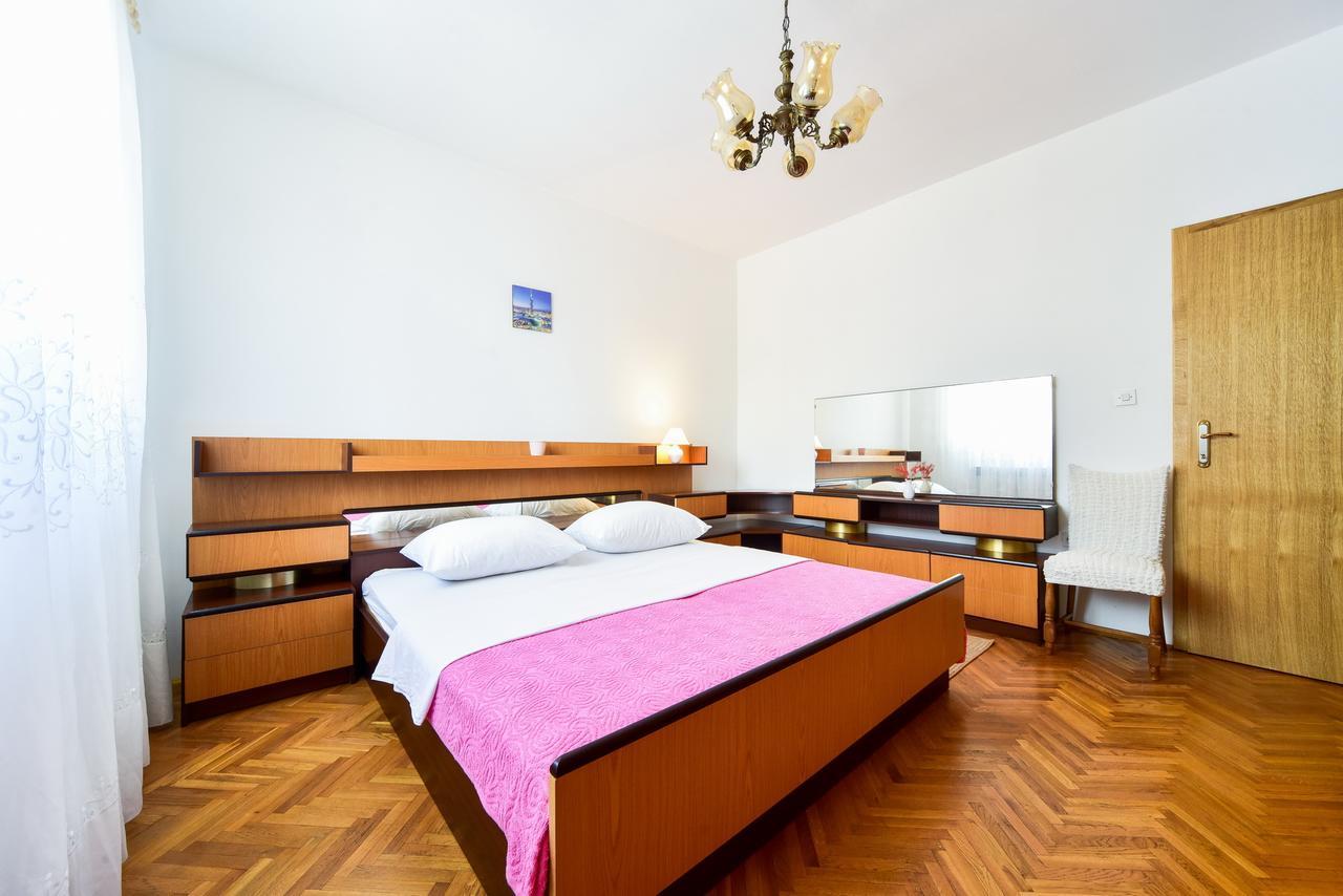 Apartment Josip Slivnica エクステリア 写真