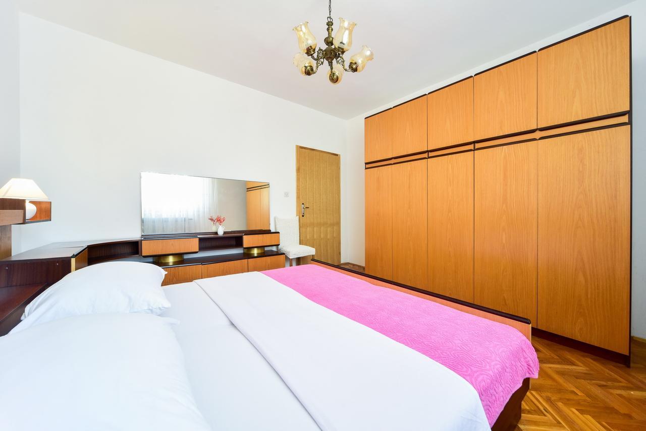 Apartment Josip Slivnica エクステリア 写真
