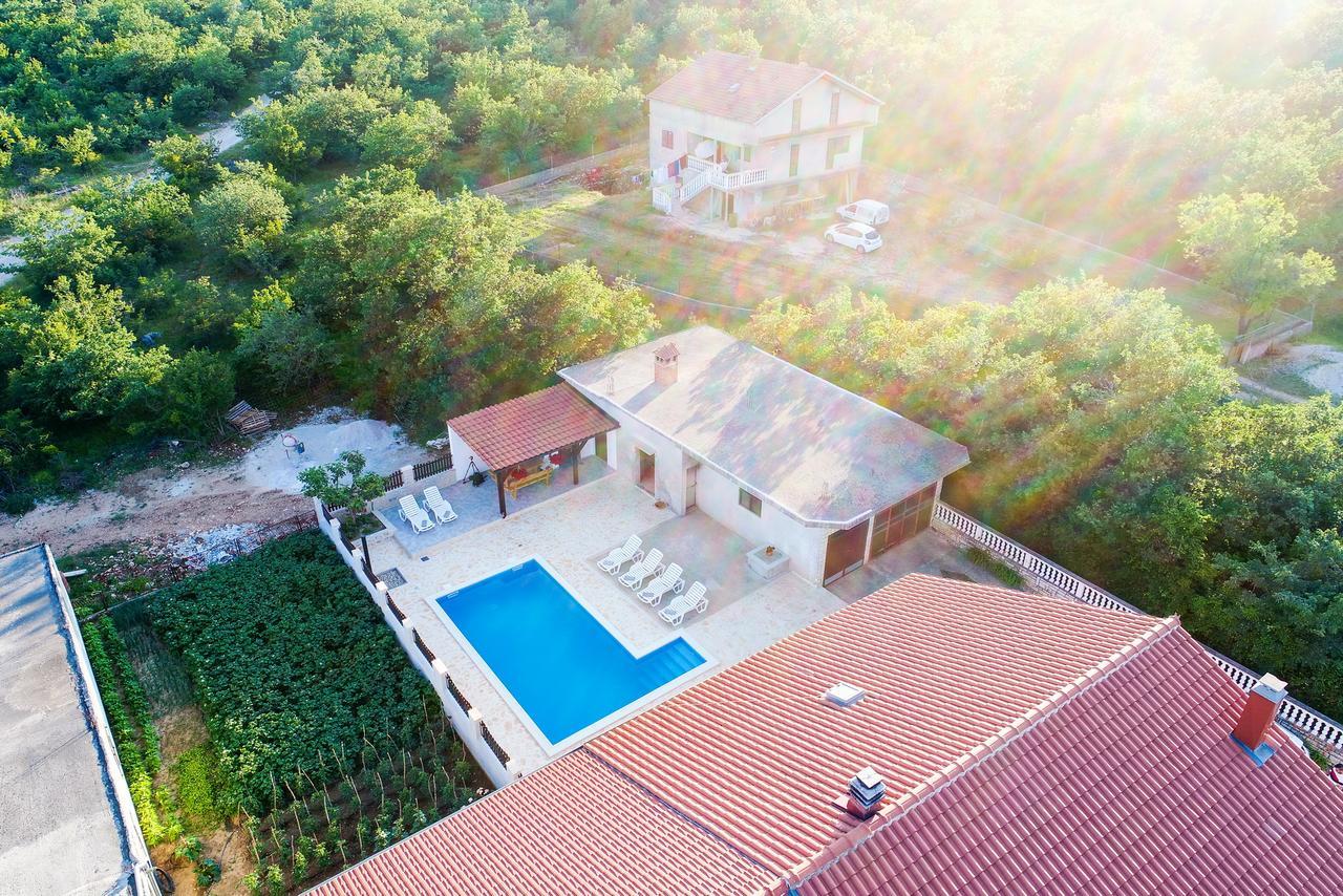 Apartment Josip Slivnica エクステリア 写真