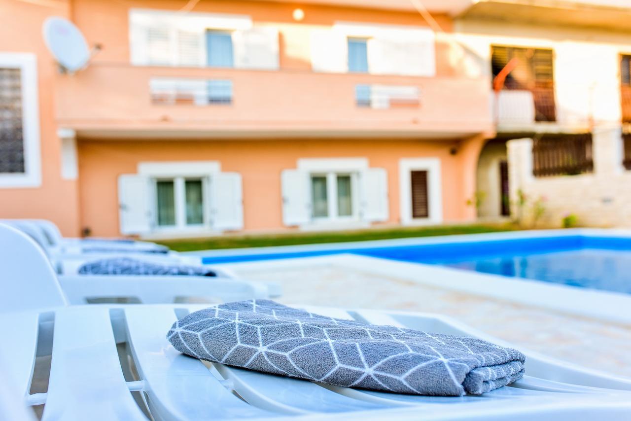 Apartment Josip Slivnica エクステリア 写真